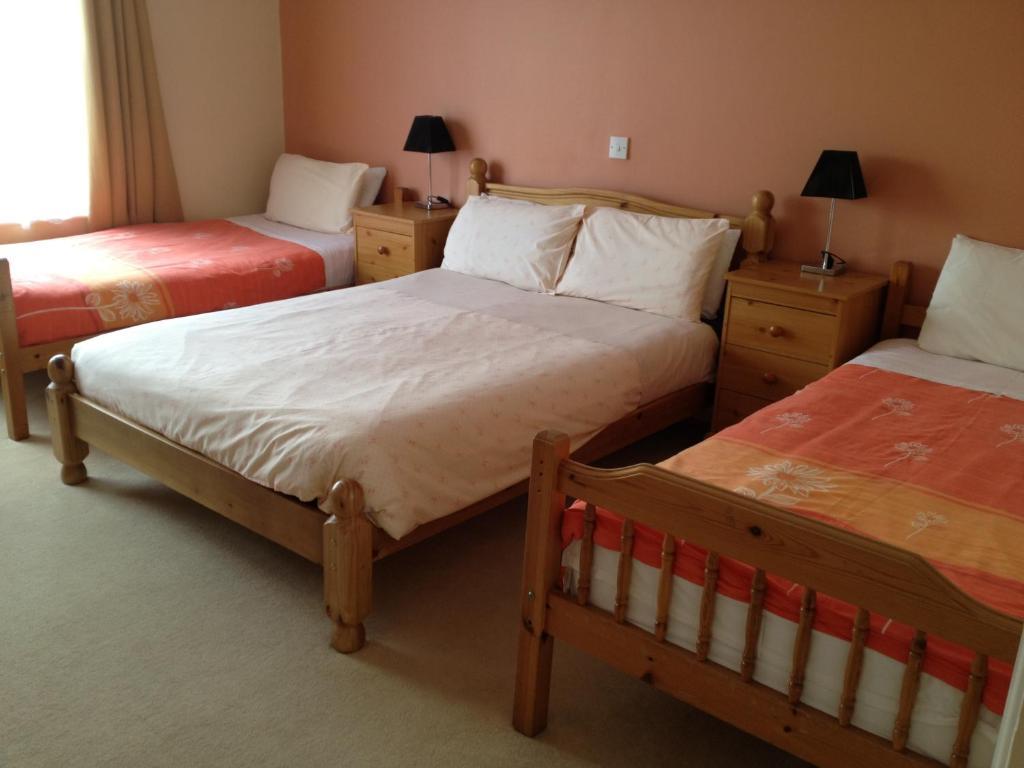 Hammonds Park Guest House Тенби Стая снимка